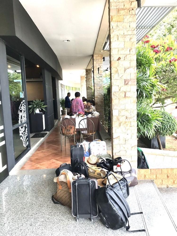 Green Residence Hotel Bang Rak Beach  Εξωτερικό φωτογραφία